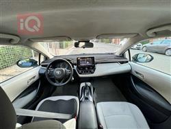 تۆیۆتا کۆرۆلا